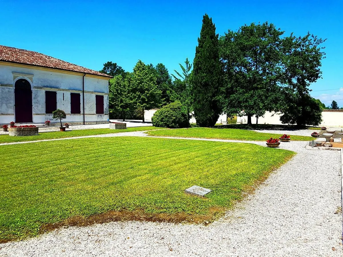 Alla Barchessa Di Villa Querini Preganziol 0*,  Italië